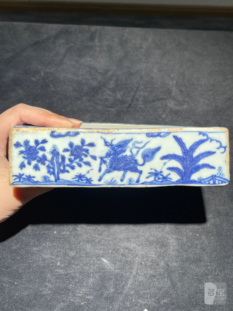明正德 青花麒麟松竹梅纹砚台 - 图5